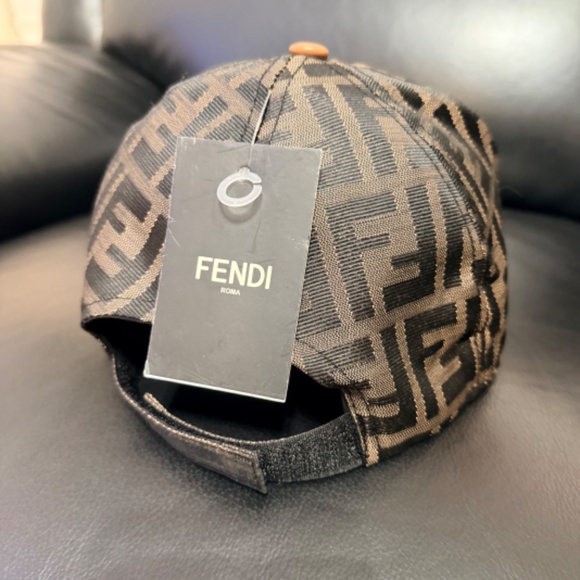 FENDI MEN'S FF JACQUARD NYLON BROWN BASEBALL CAP UNISEX - Picture 3 of 4